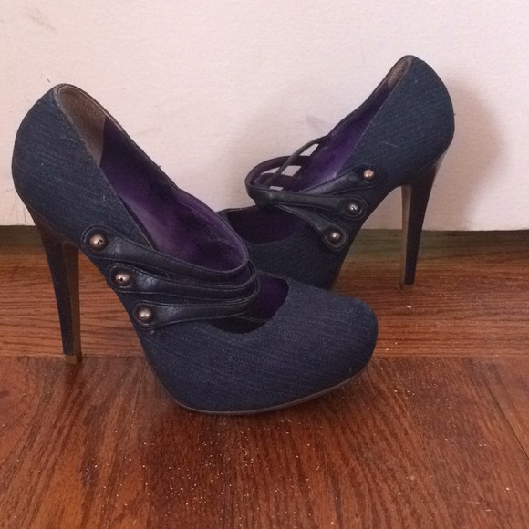 High heels - Picture 1 of 1